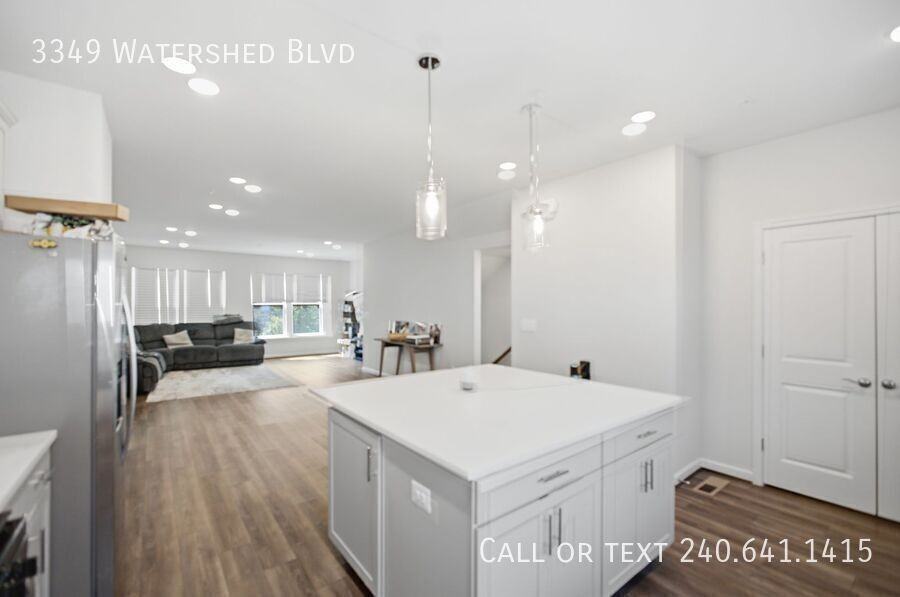 3349 Watershed Blvd - Photo 5 of 23