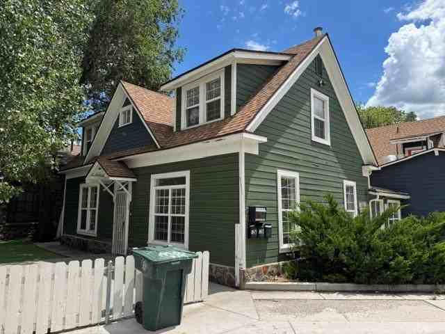123 W Phoenix Ave - Photo 3 of 11