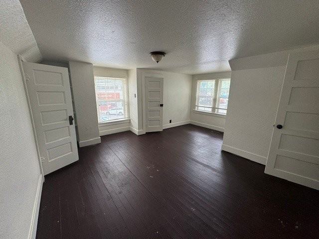 123 W Phoenix Ave - Photo 5 of 11