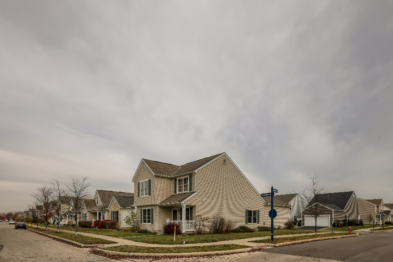 5522 Spring River Ave - Photo 3 of 28