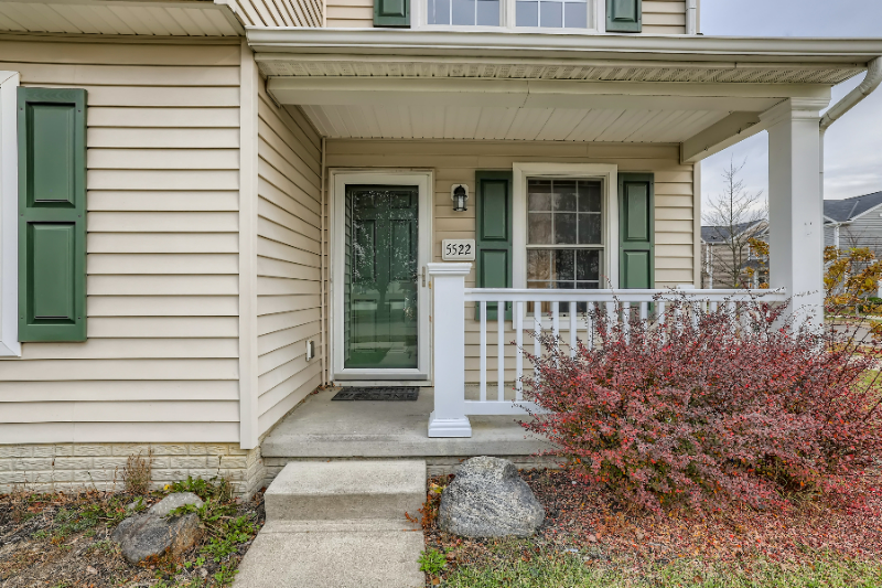 5522 Spring River Ave - Photo 4 of 28