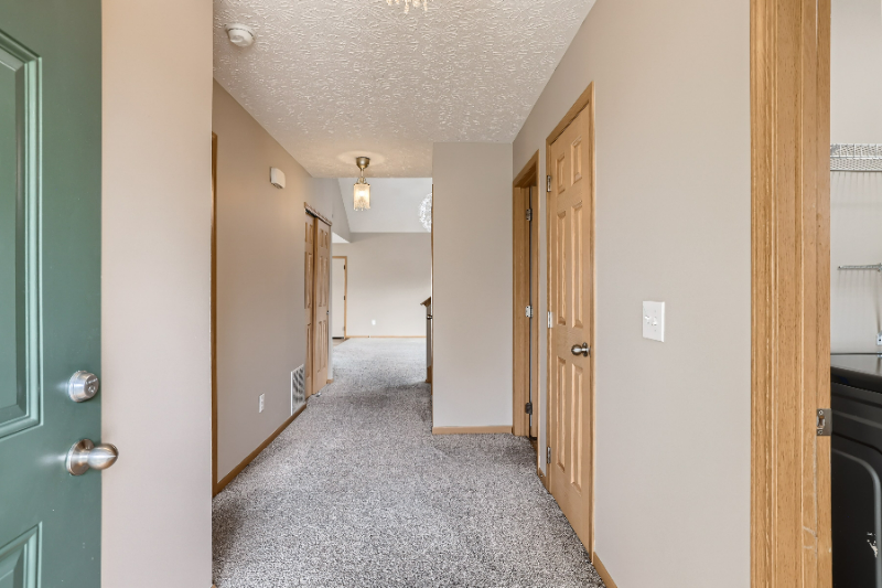 5522 Spring River Ave - Photo 6 of 28