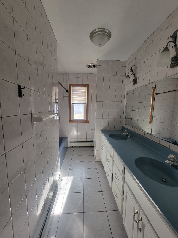 151 Huston Ave - Photo 7 of 12
