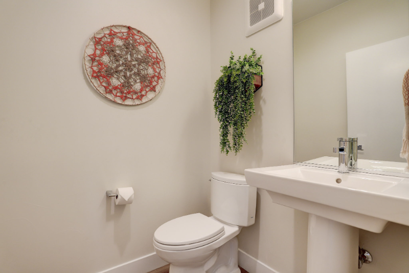 1163 S Reed Way - Photo 4 of 30