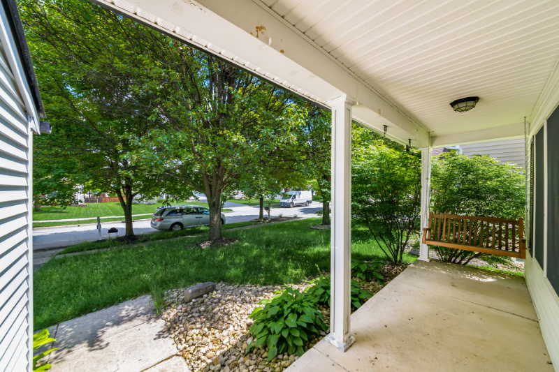 8607 Clover Glade Dr - Photo 2 of 20