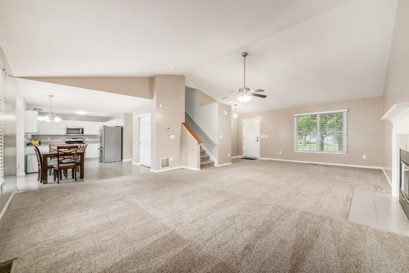 8607 Clover Glade Dr - Photo 5 of 20
