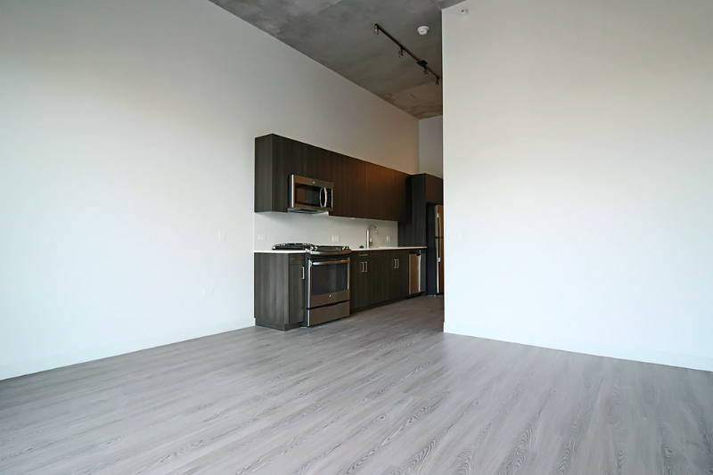 712 N Morgan St - Photo 3 of 18