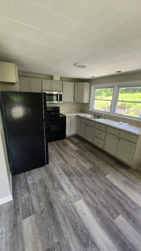 456 Winona Rd - Photo 3 of 8