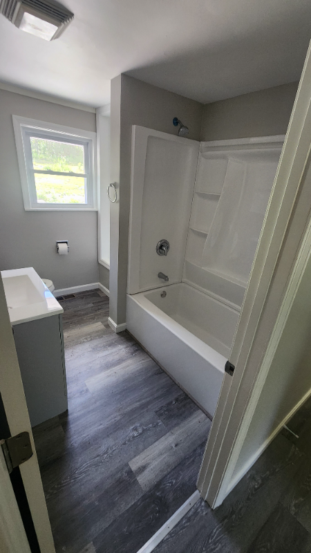 456 Winona Rd - Photo 4 of 8
