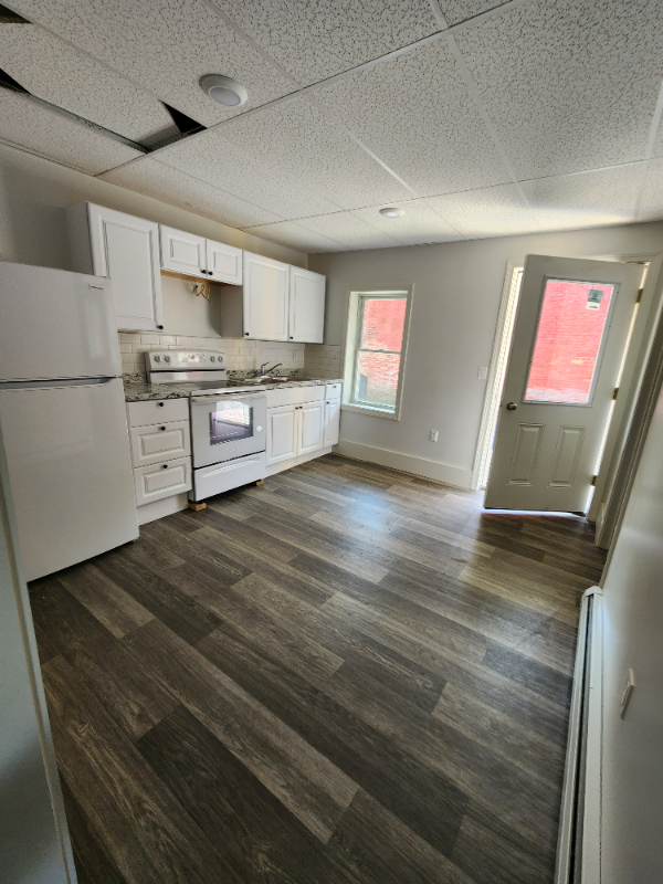 44 Granite St #6 - Photo 2 of 10