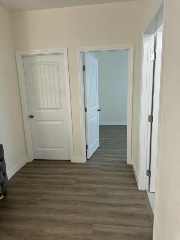 11463 Westonhill Dr - Photo 2 of 6