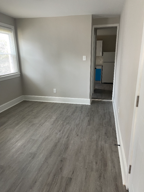 319 Mercer St #B - Photo 3 of 15