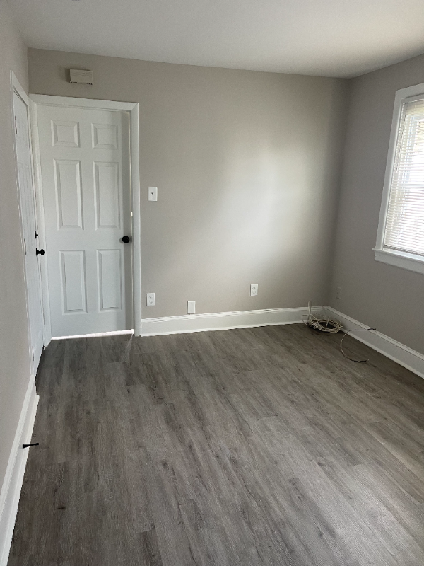 319 Mercer St #B - Photo 4 of 15