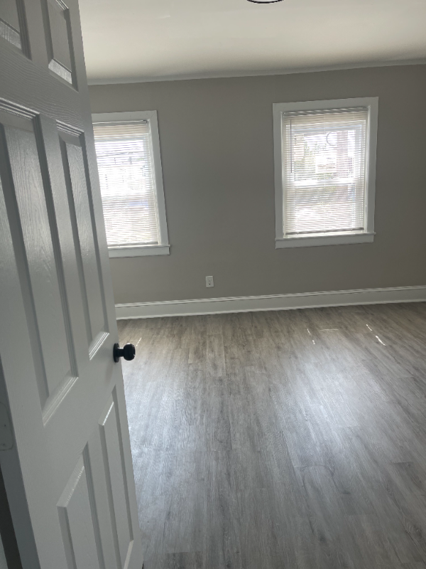 319 Mercer St #B - Photo 5 of 15