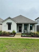 featured image of 112 Oak Landing Ln