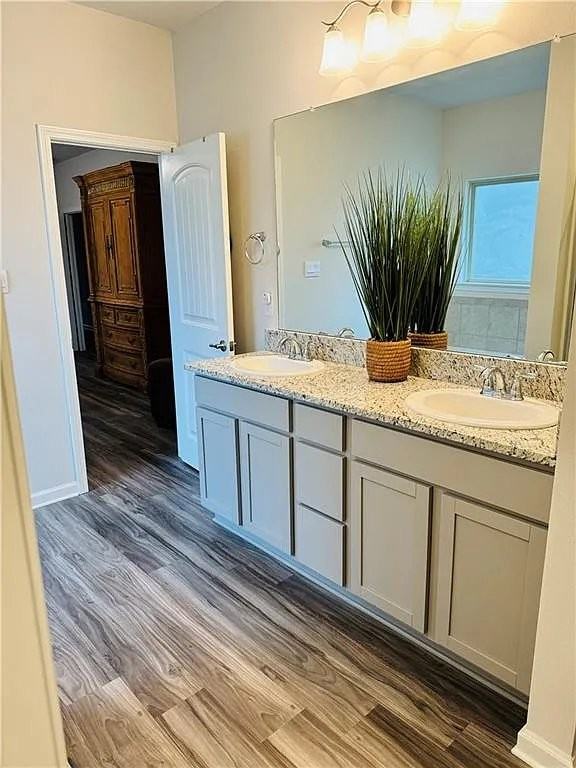 112 Oak Landing Ln - Photo 4 of 19