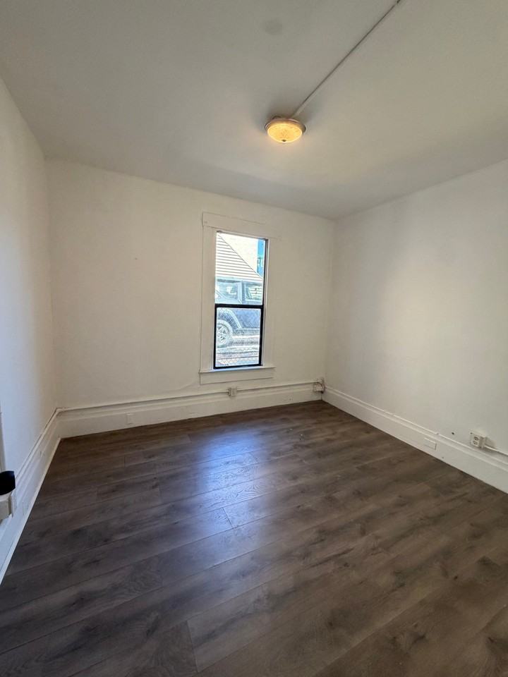 50 Los Olivos Ave #1 - Photo 2 of 2