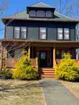 79 College St #3A - Photo 1 of 1