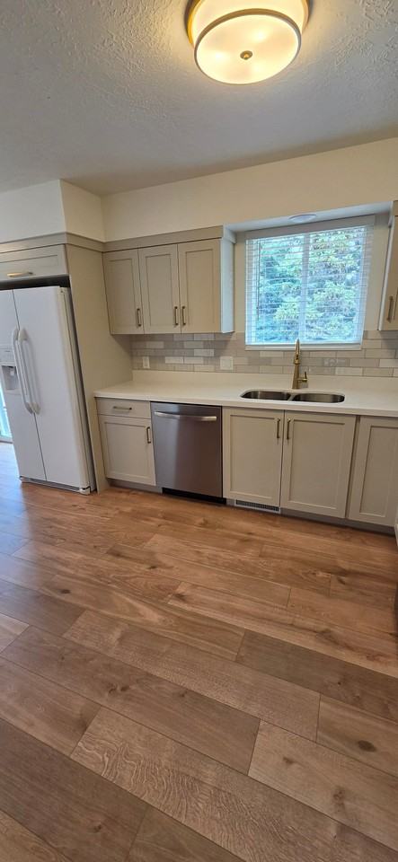 386 Westnorth - Photo 2 of 20