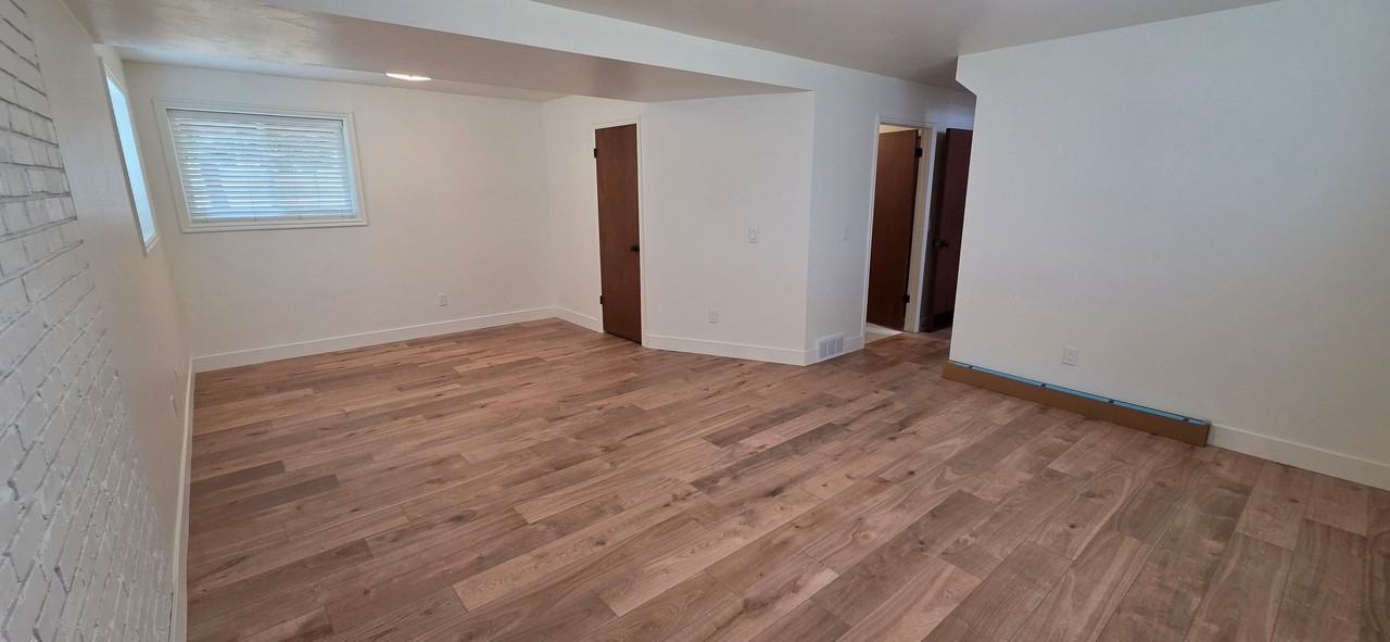 386 Westnorth - Photo 6 of 20