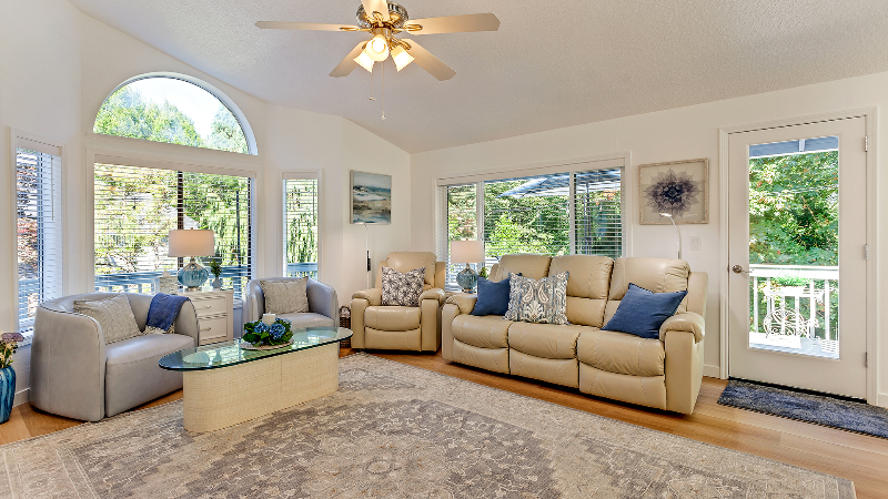 8411 Se Clatsop Ct - Photo 2 of 20