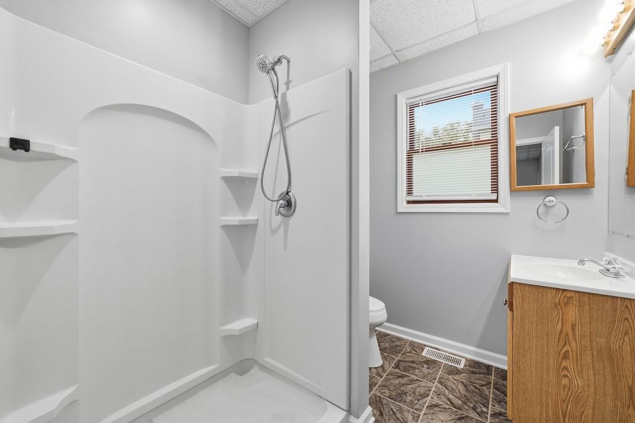 411 N Madison St #A - Photo 6 of 12