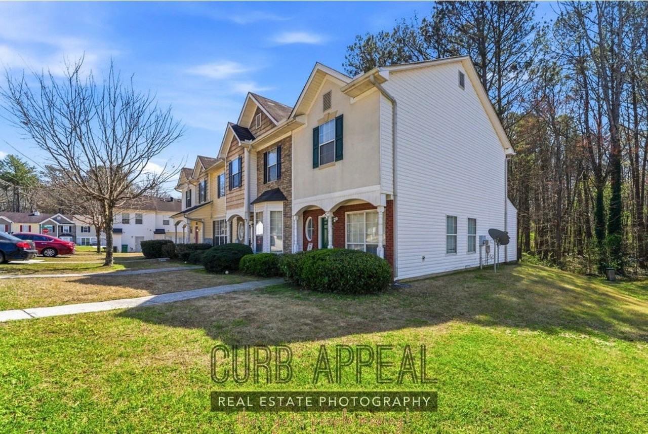 1686 Camden Forrest Trl - Photo 2 of 18