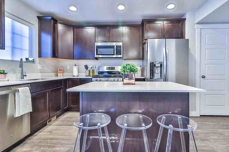 1063 W Osprey Dr - Photo 7 of 23