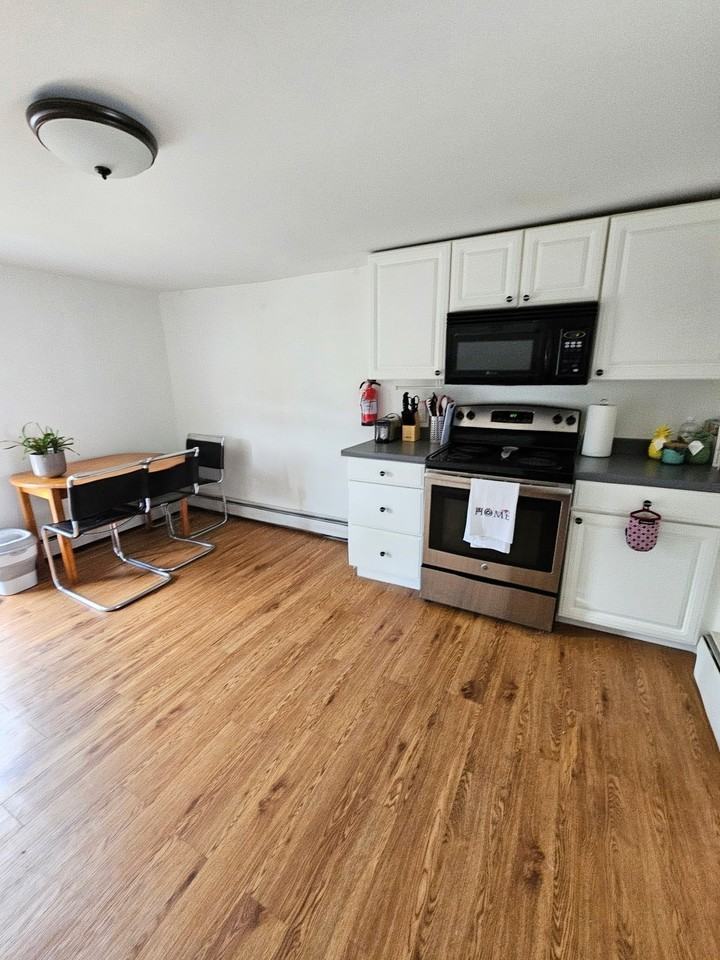 60 Elm St #3 - Photo 4 of 5