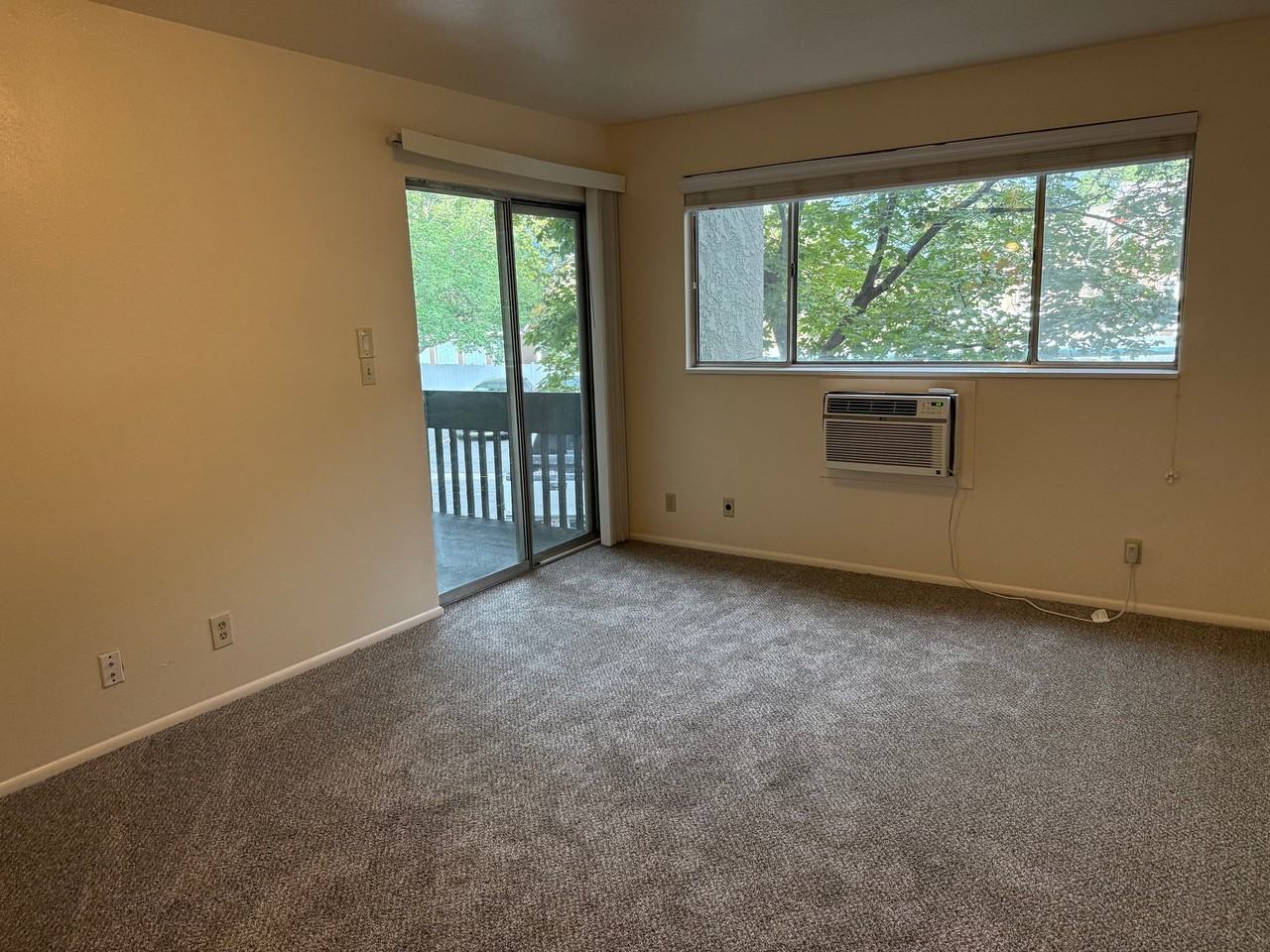 269 E Hill Ave #4 - Photo 2 of 10