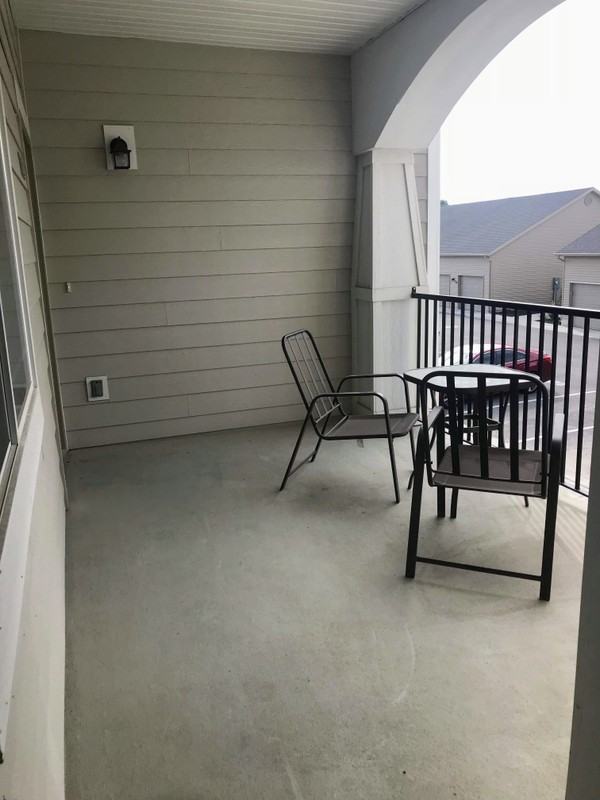 213 W Ridge Rd - Photo 4 of 50