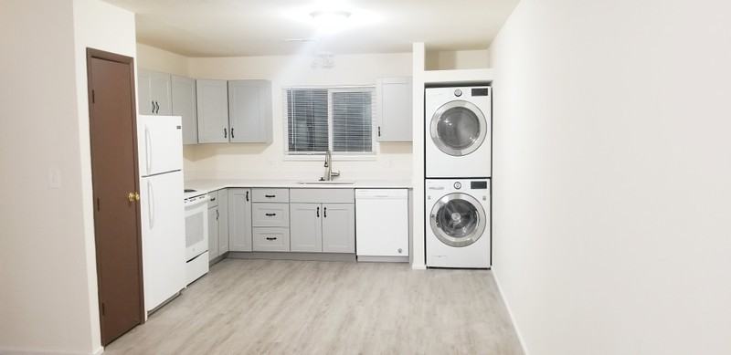 459 E St #2 - Photo 2 of 15