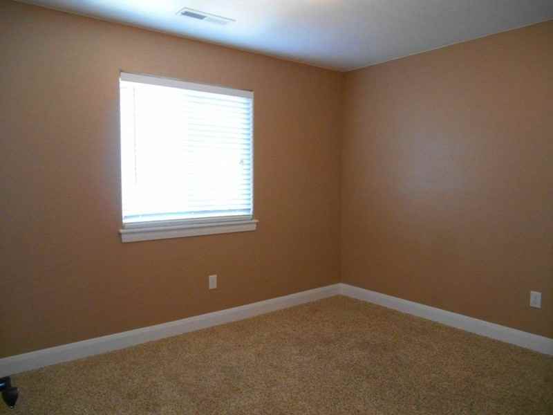 1177 Northfield Rd #61 - Photo 5 of 14