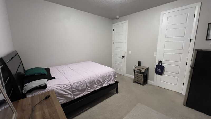 1747 S Prevedel Dr - Photo 2 of 9