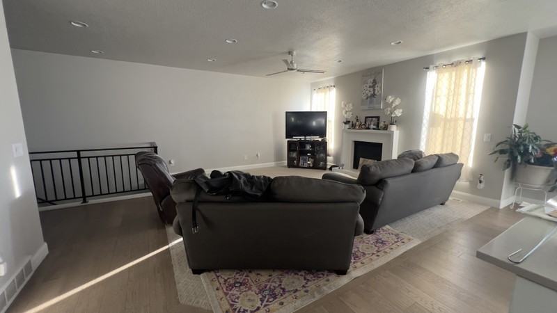 1747 S Prevedel Dr - Photo 7 of 9