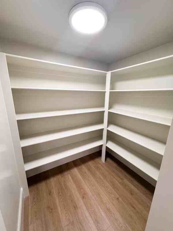 3186 N Jones St - Photo 6 of 20