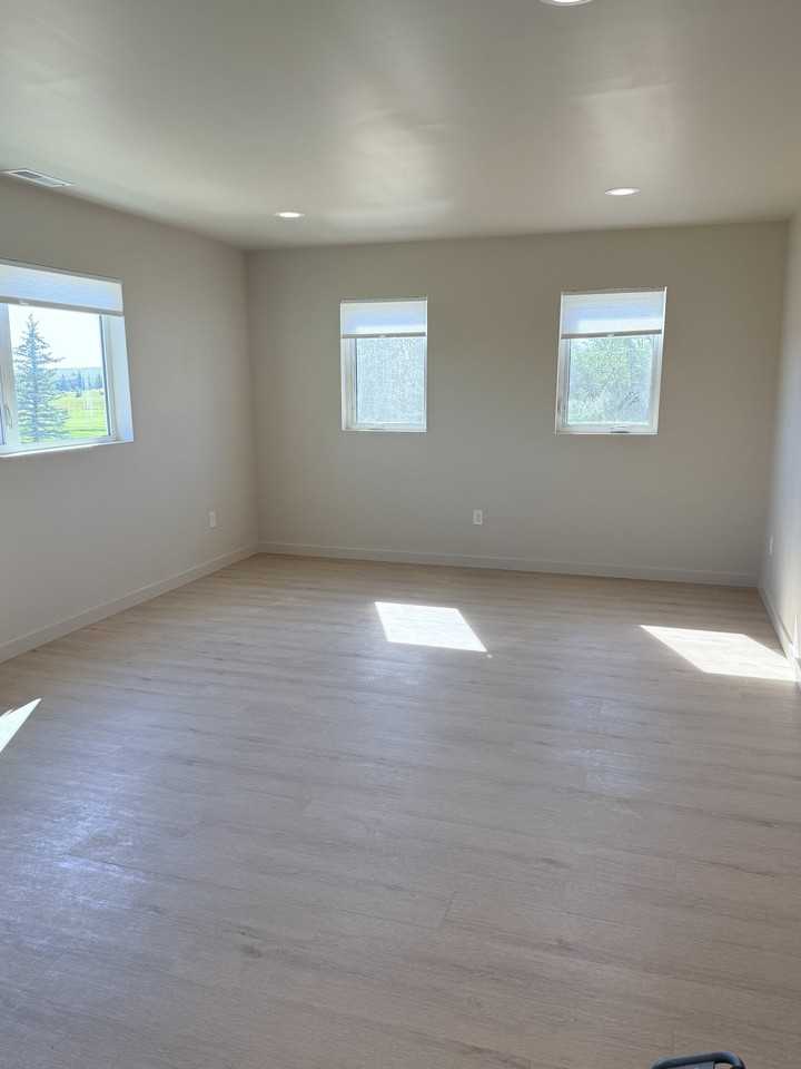 1414 Silver Cir #3 - Photo 3 of 13