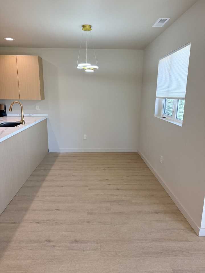 1414 Silver Cir #3 - Photo 4 of 13
