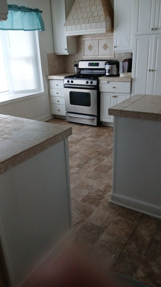 10423 Knollwood Dr - Photo 3 of 7