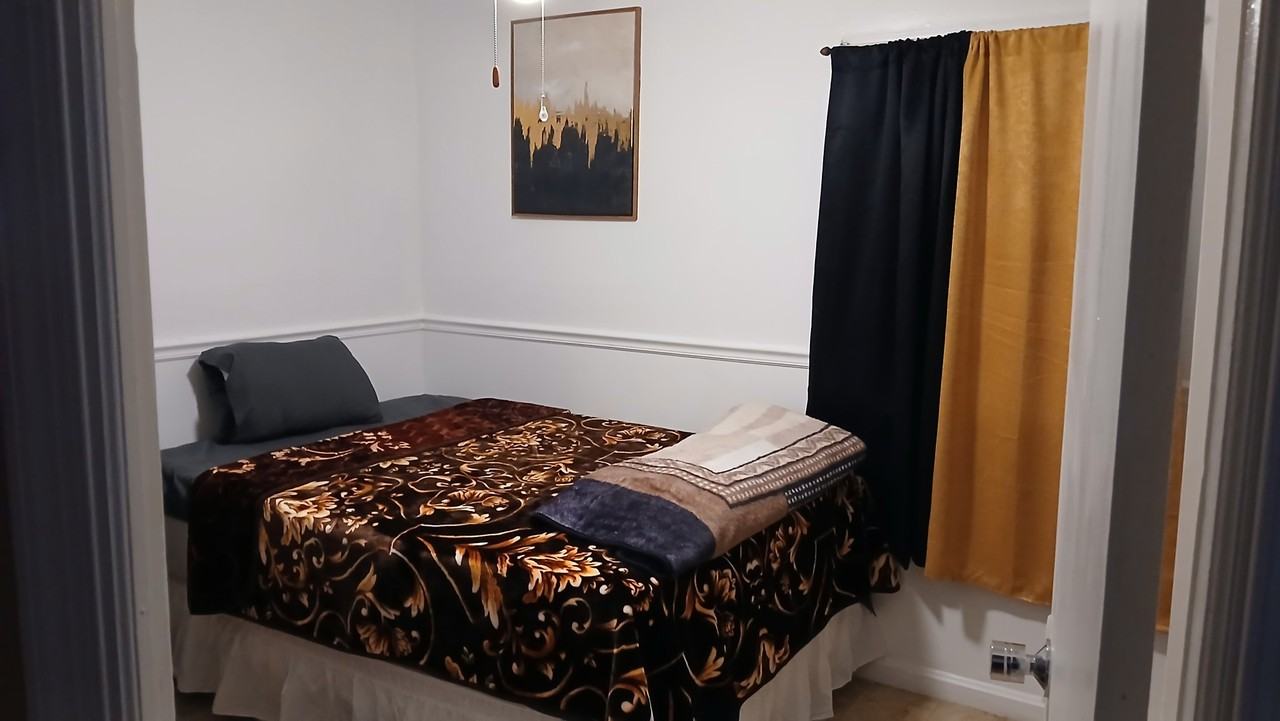 10423 Knollwood Dr - Photo 4 of 7