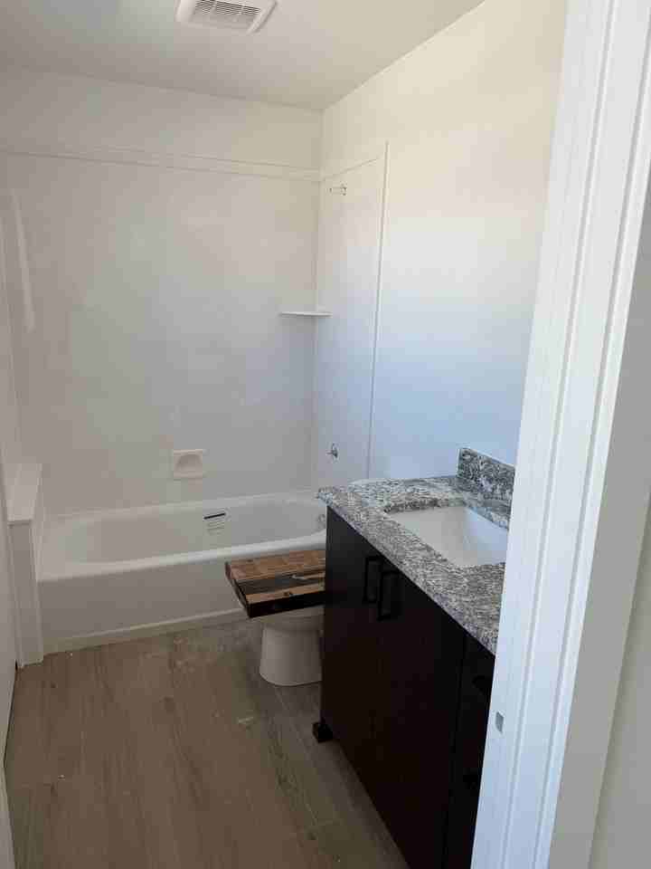 2070 E St #33 - Photo 3 of 4