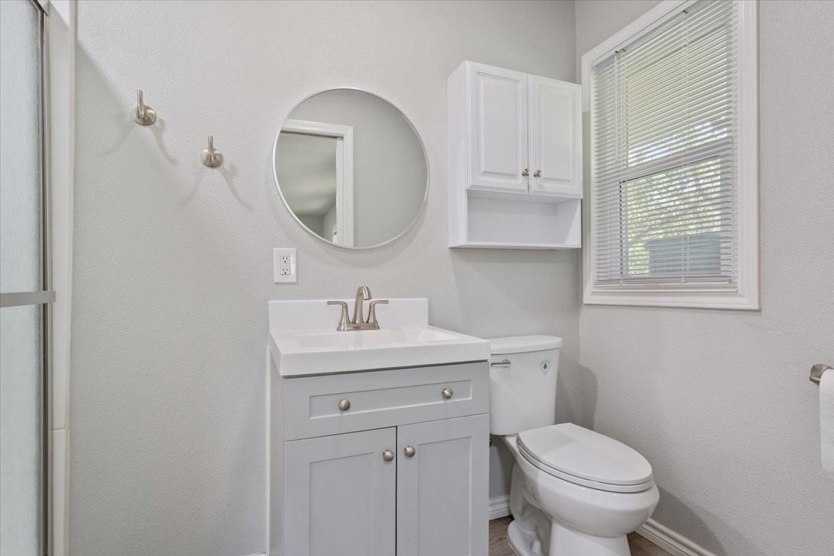 800 W Avenue D #B - Photo 7 of 19