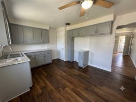 featured image of 11511 Bradwell Rd