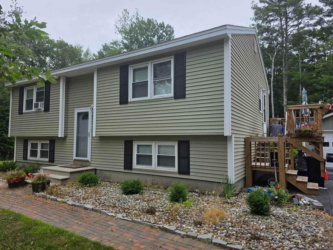 3 Riverview Dr - Photo 2 of 20