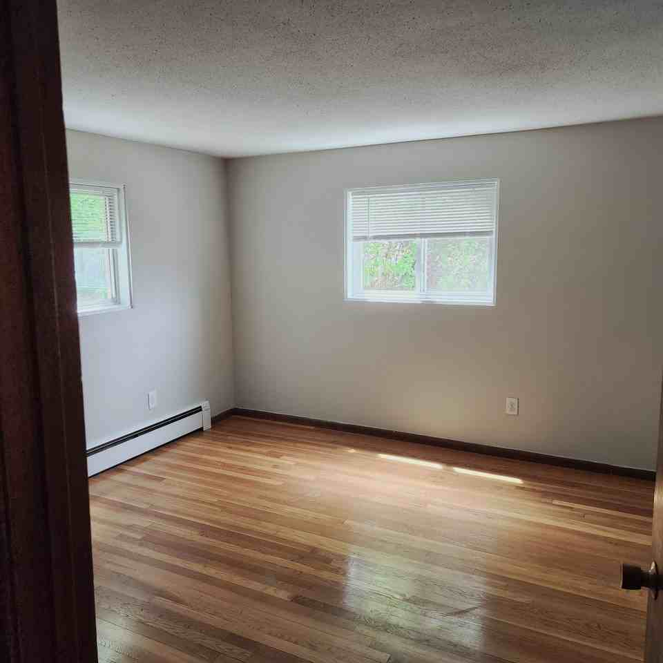 14 Mount Pleasant St #12 - Photo 2 of 5