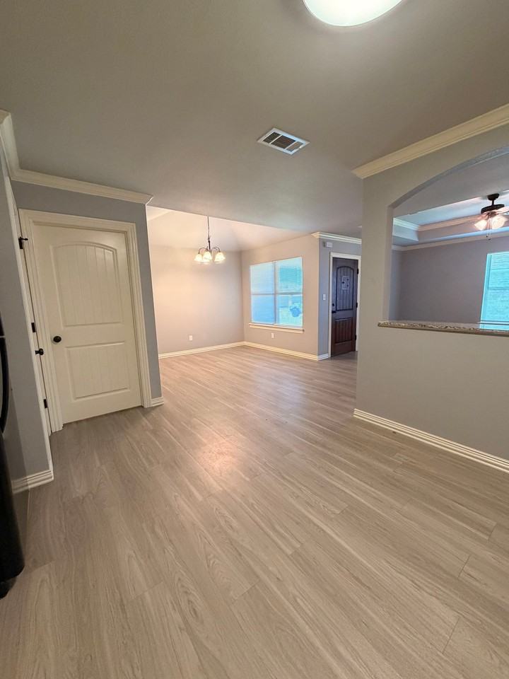 1119 Springhill Rd #A - Photo 4 of 12