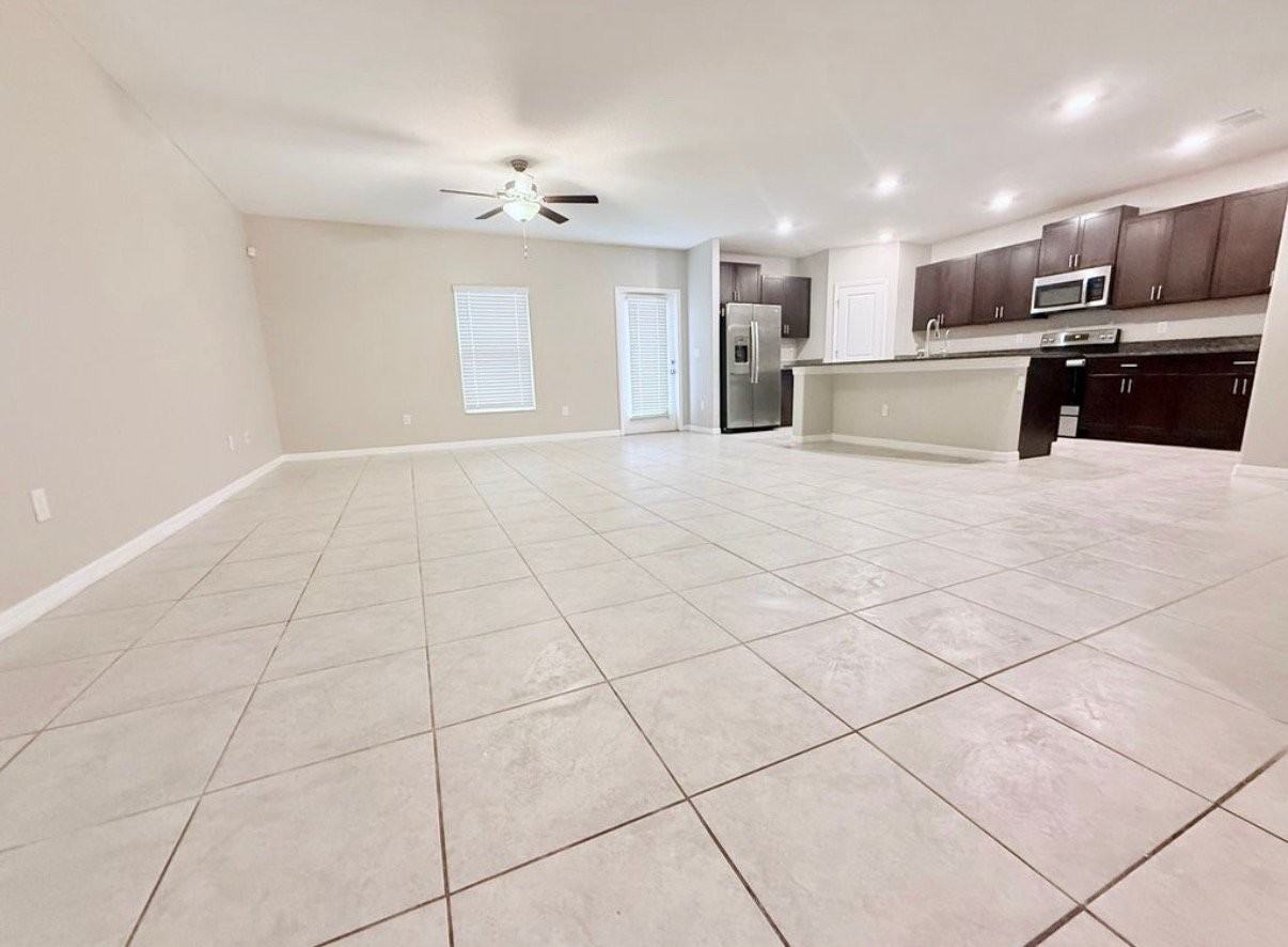 7109 Amelia Cove Ct - Photo 4 of 16
