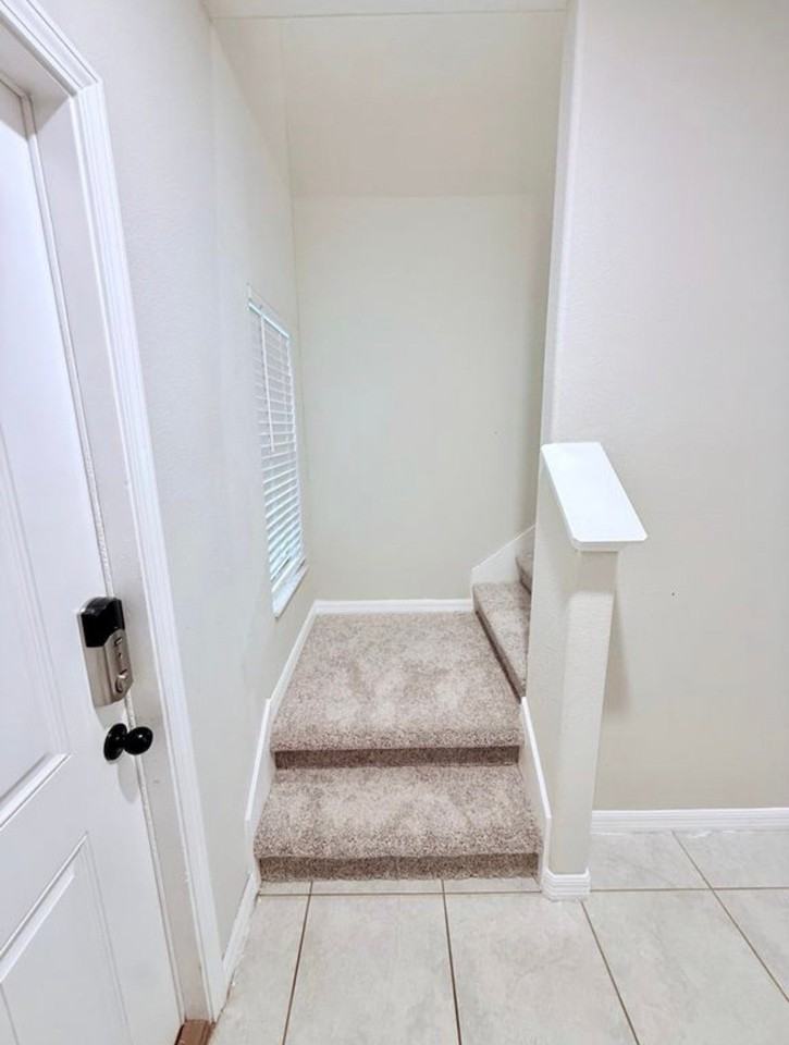 7109 Amelia Cove Ct - Photo 7 of 16