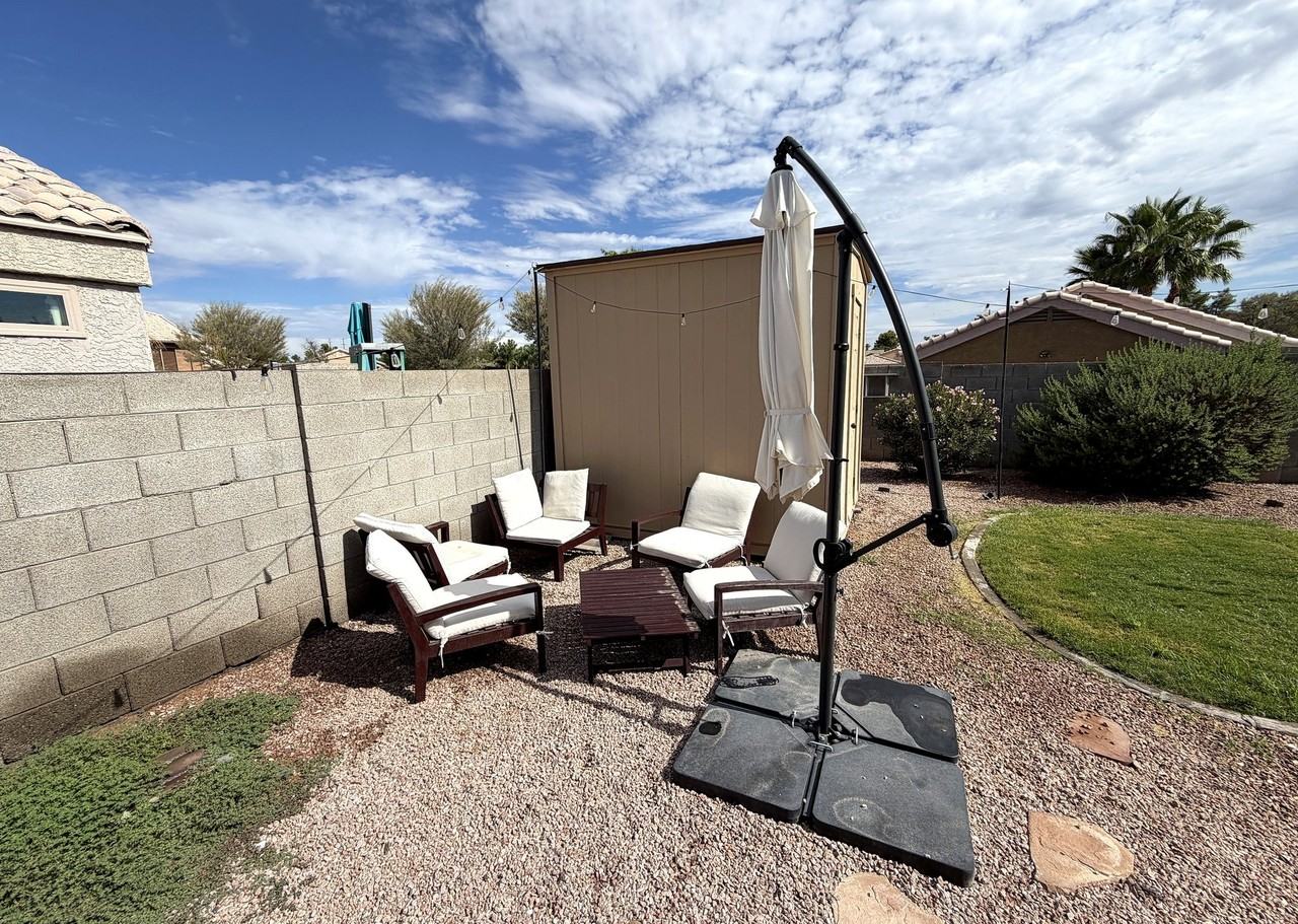 1735 E Palo Blanco Way - Photo 3 of 9