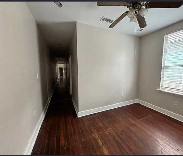 8409 Apple St - Photo 2 of 5